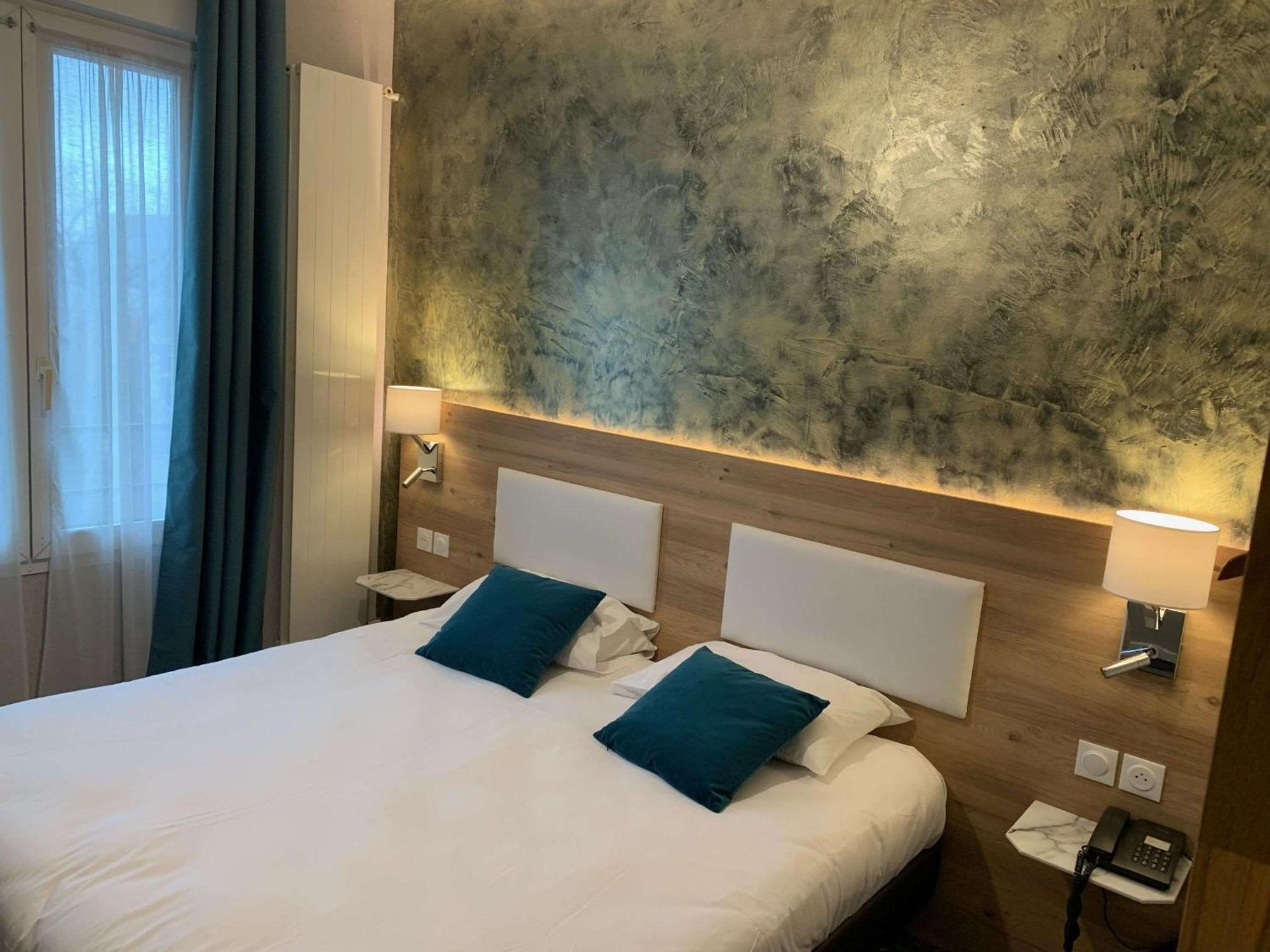 Brit Hotel Privilege Le Royal - Centre Gare Troyes Zewnętrze zdjęcie