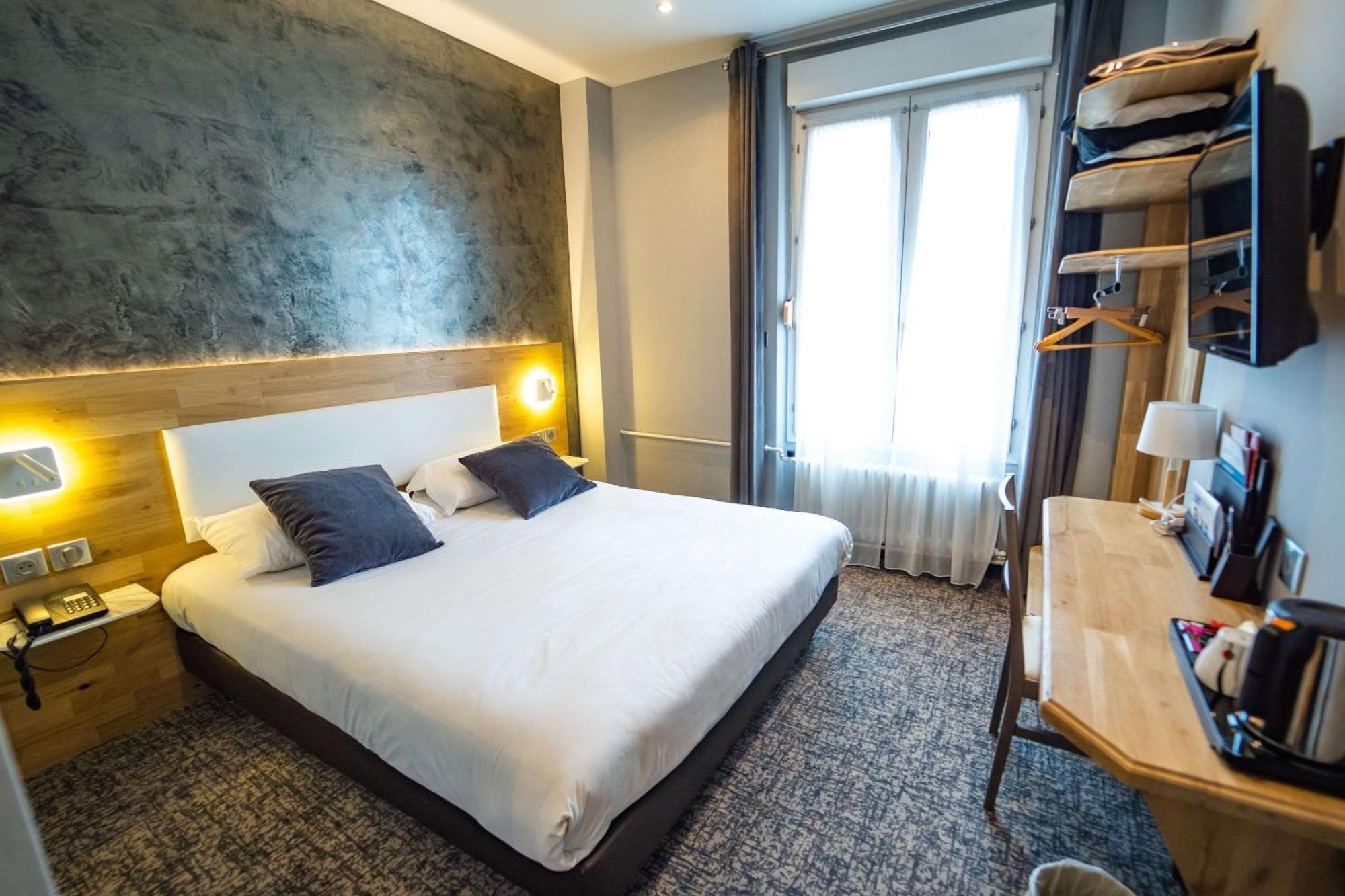 Brit Hotel Privilege Le Royal - Centre Gare Troyes Zewnętrze zdjęcie