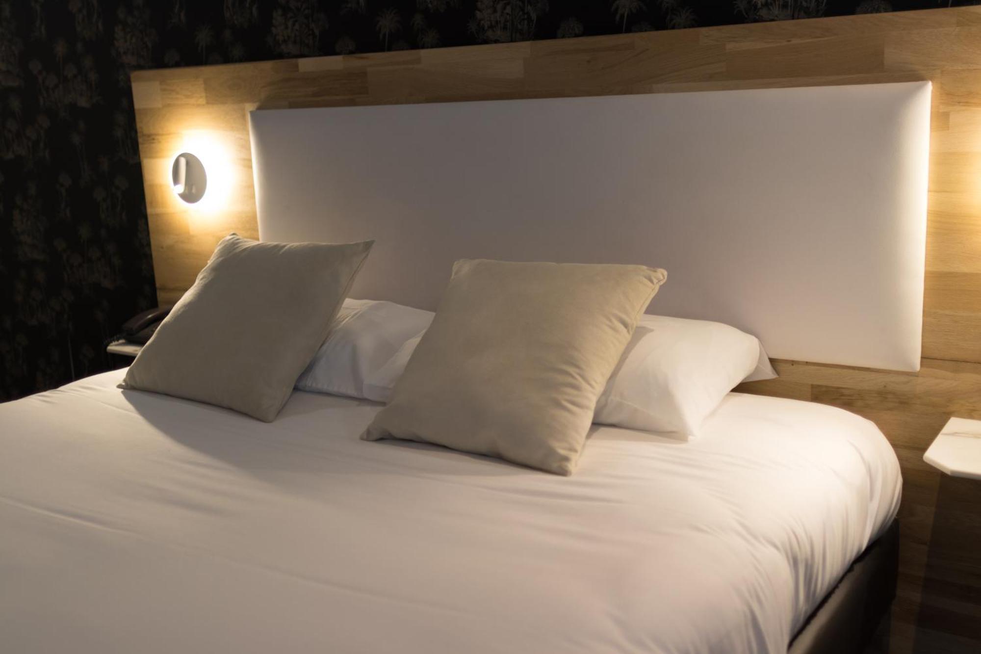 Brit Hotel Privilege Le Royal - Centre Gare Troyes Zewnętrze zdjęcie