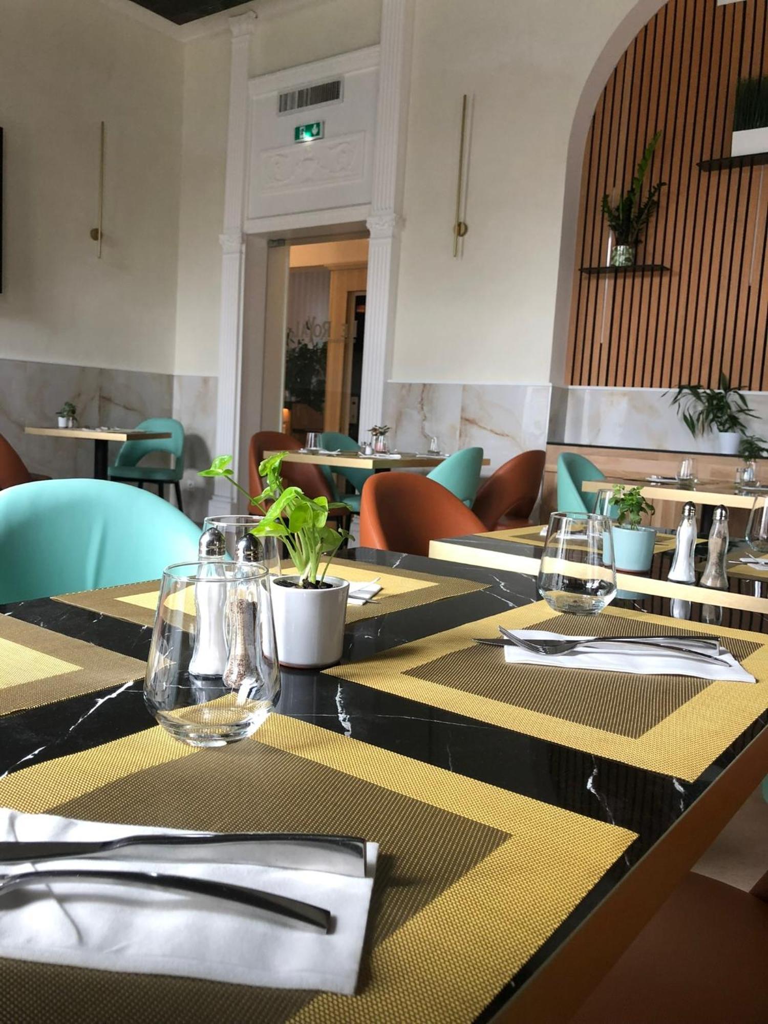 Brit Hotel Privilege Le Royal - Centre Gare Troyes Zewnętrze zdjęcie