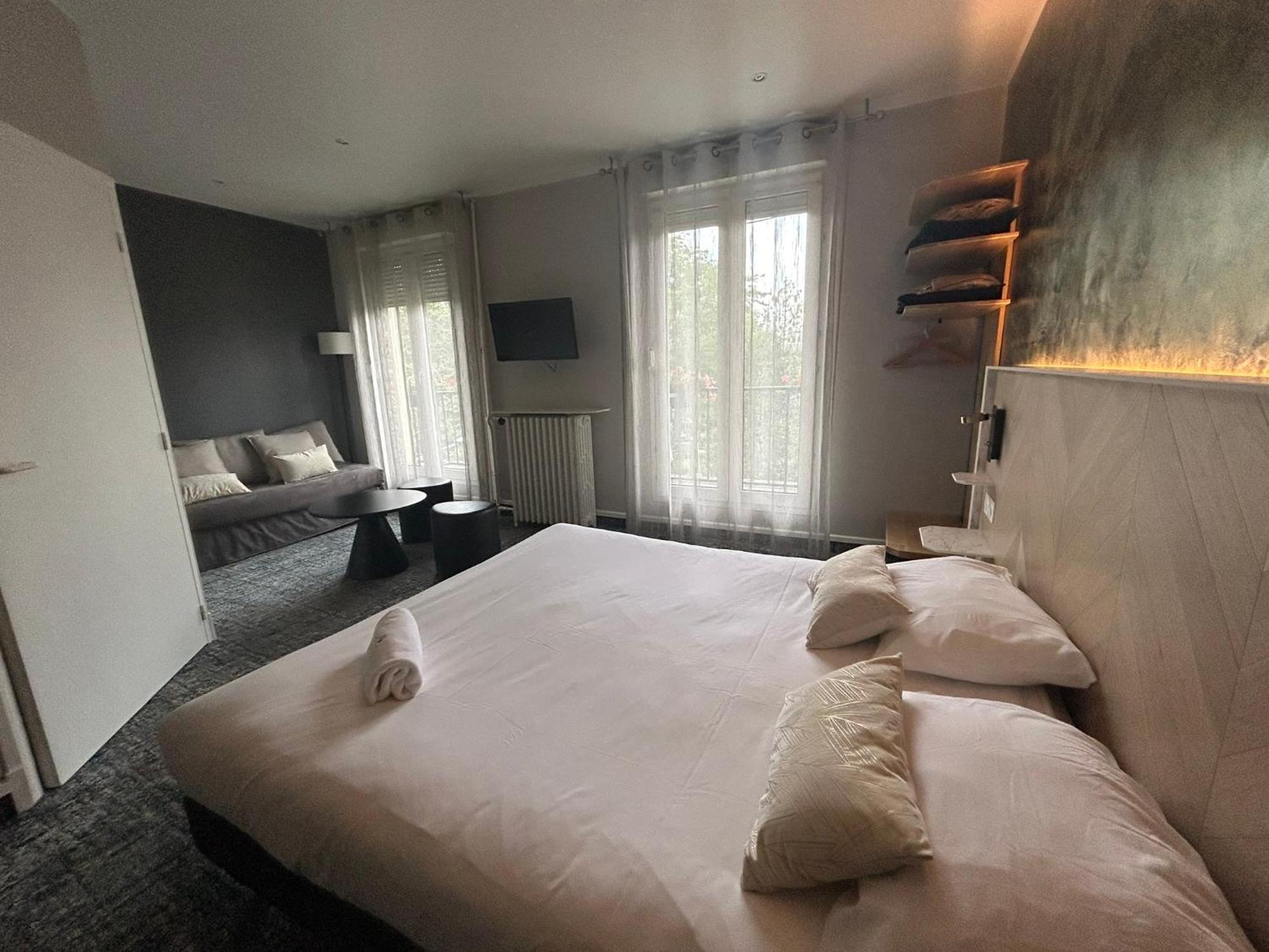 Brit Hotel Privilege Le Royal - Centre Gare Troyes Zewnętrze zdjęcie