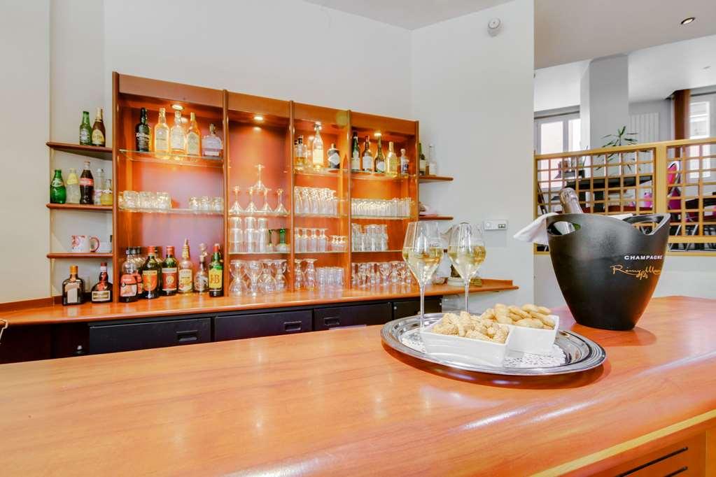 Brit Hotel Privilege Le Royal - Centre Gare Troyes Restauracja zdjęcie